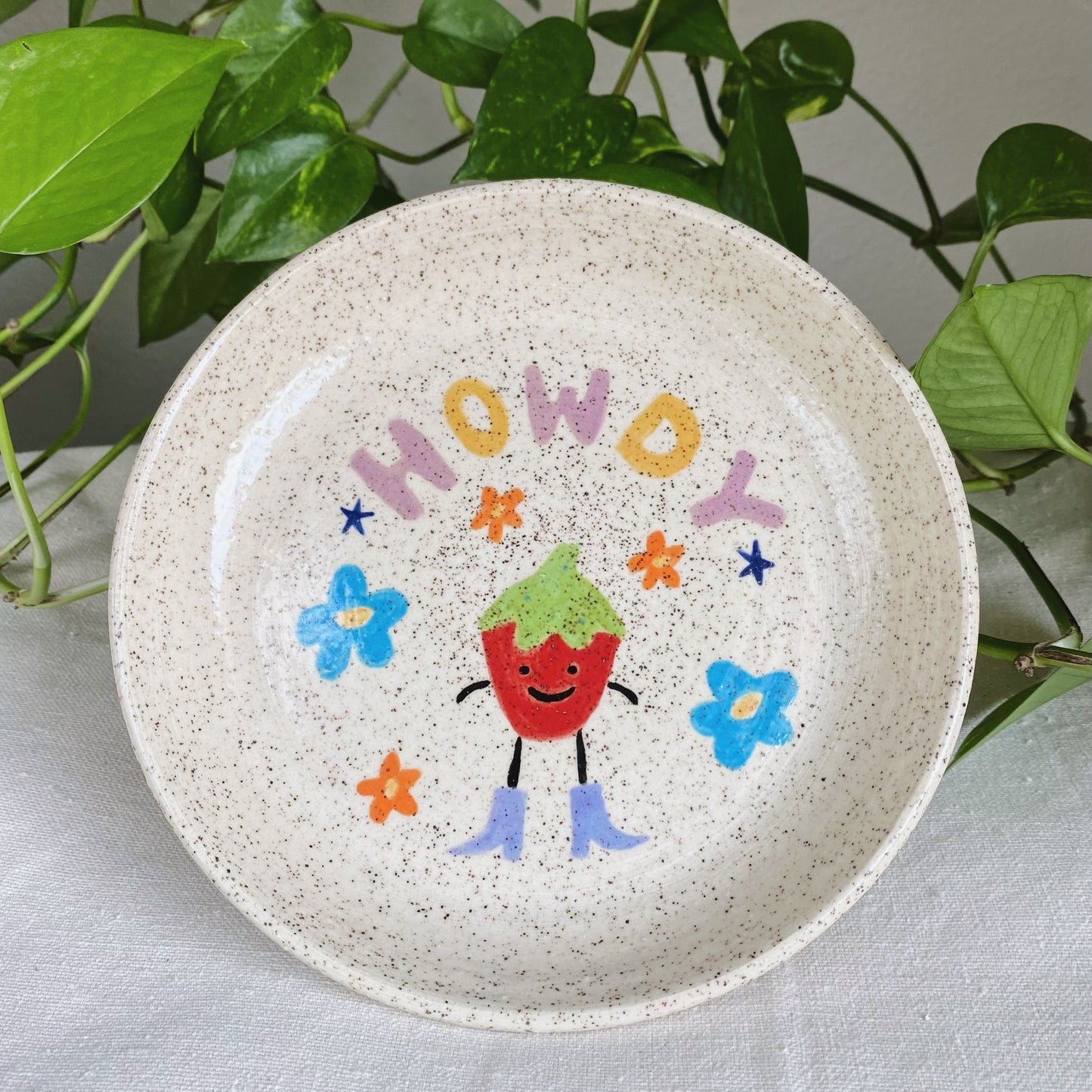 Howdy Strawberry Plate